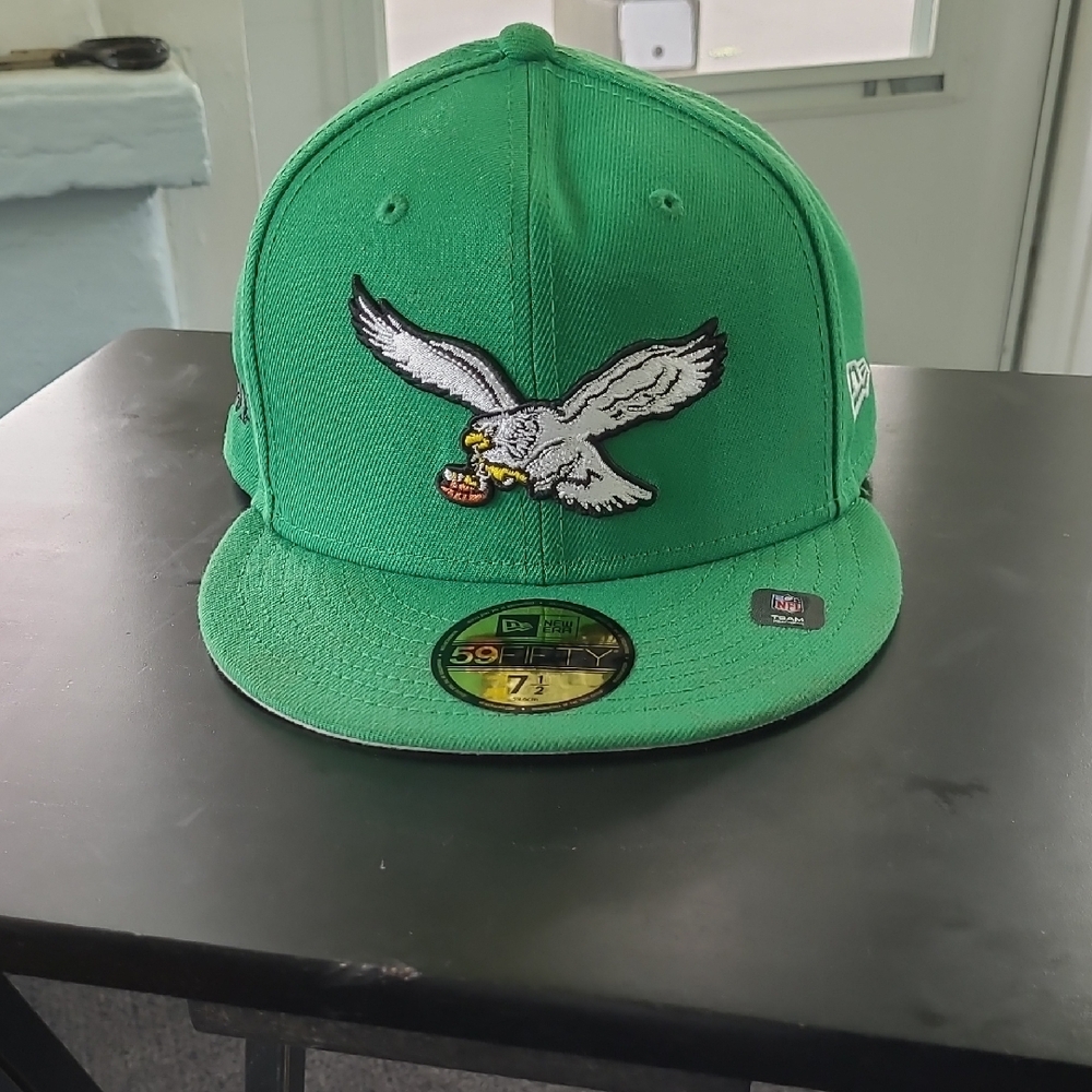 Philadelphia Eagles 59fifty mens fitted cap, Like New $30 OBO